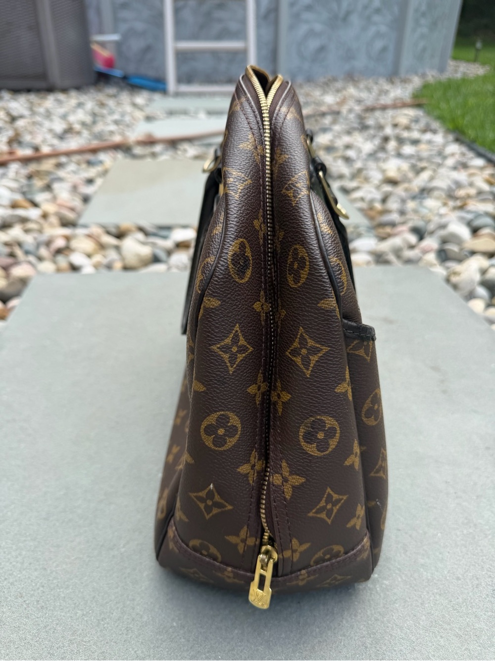 Louis Vuitton Deauville Monogram Satchel, black Model M4726 - Picture 13 of 14